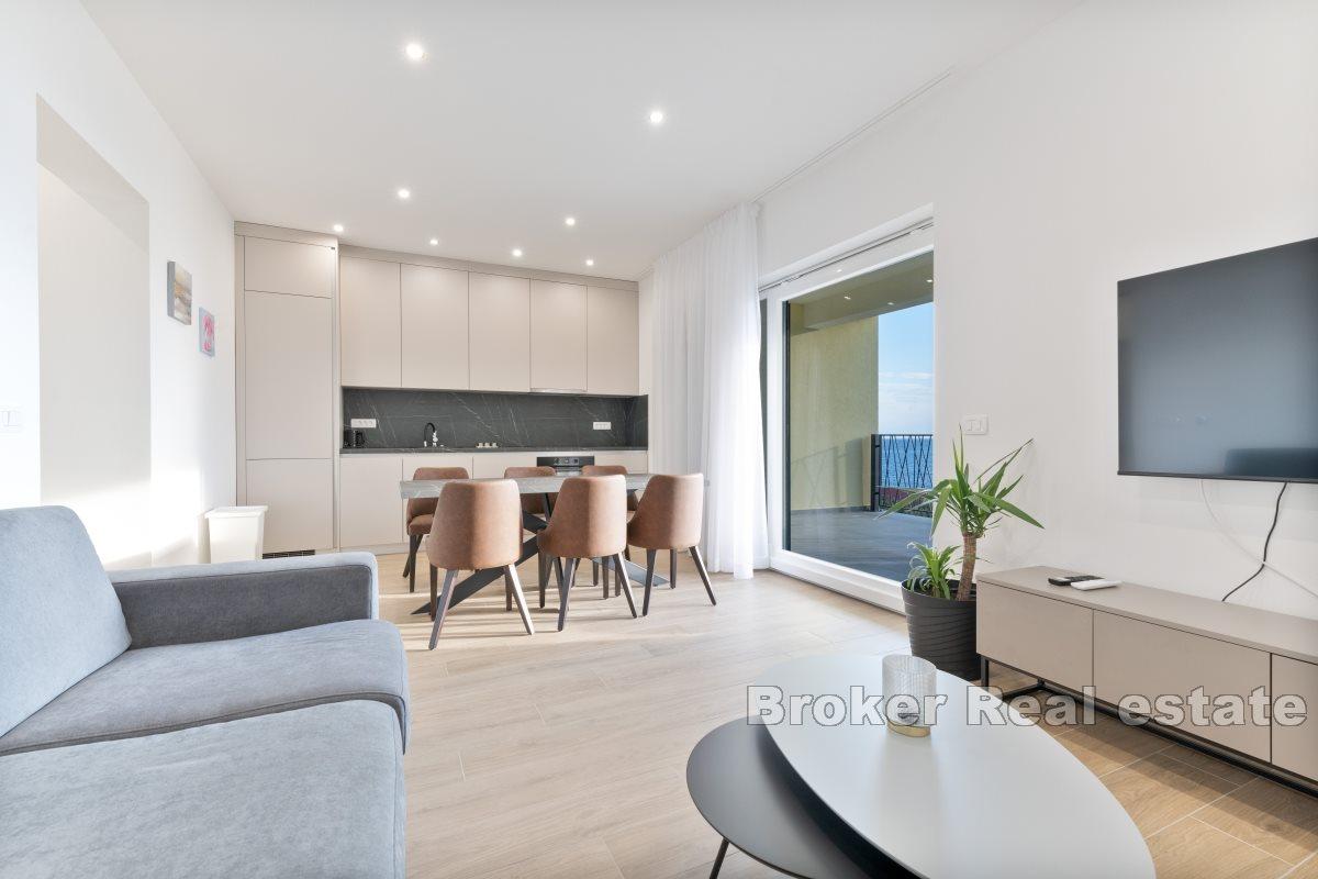 Apartment with a sea view