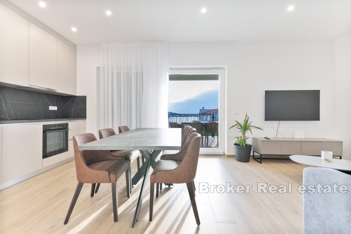 Apartment with a sea view