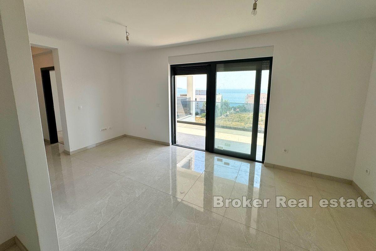 Nowoczesny apartament z dwiema sypialniami i widokiem na morze