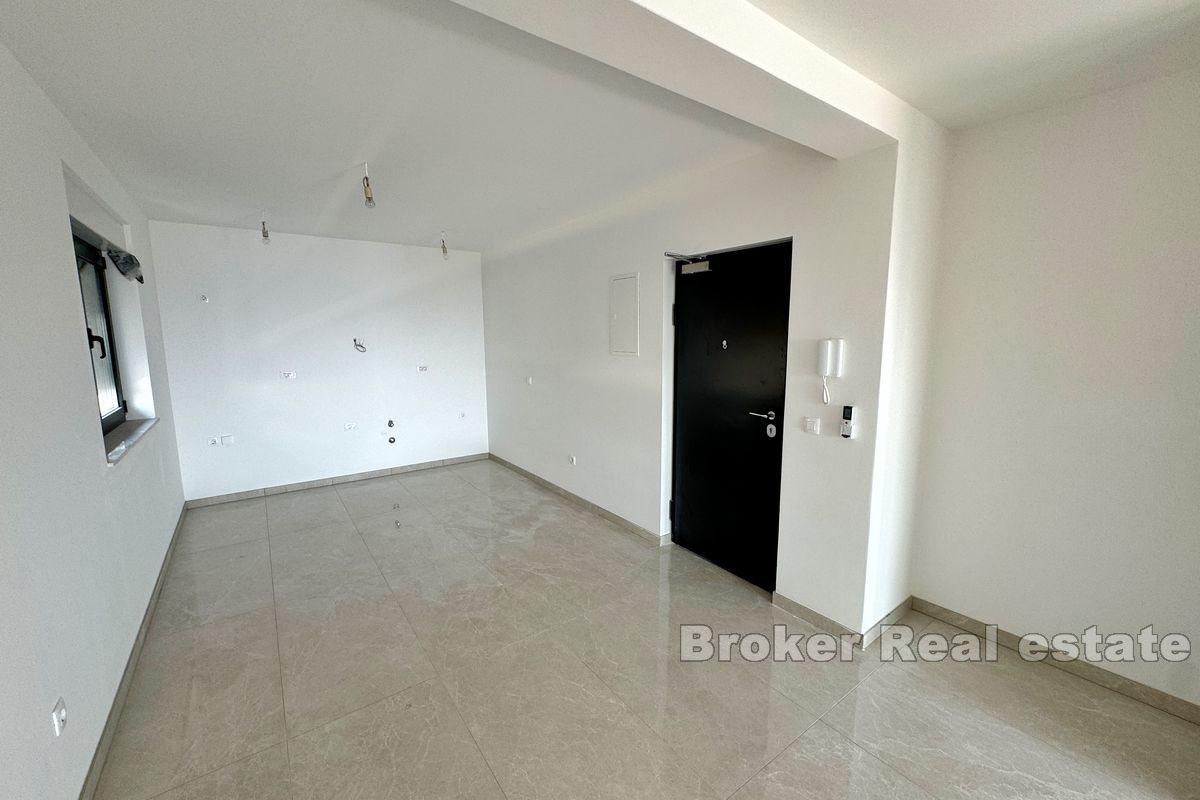 Nowoczesny apartament z dwiema sypialniami i widokiem na morze