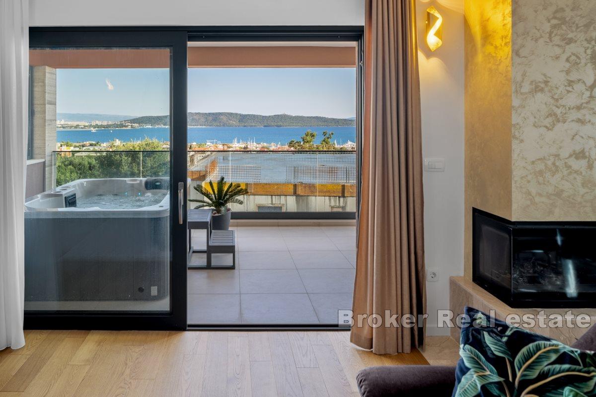 Luxusní penthouse s výhledem na moře