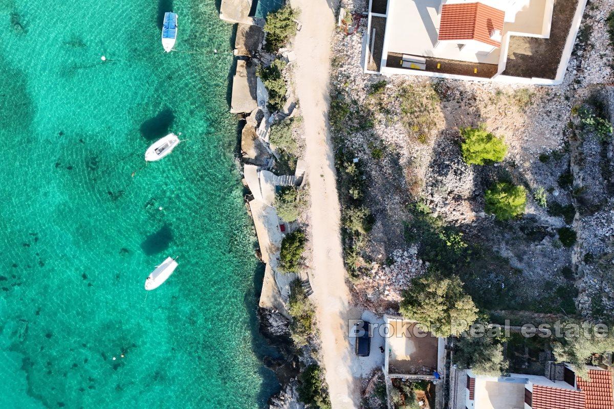 Atrakcyjna działka budowlana w pierwszym rzędzie do morza