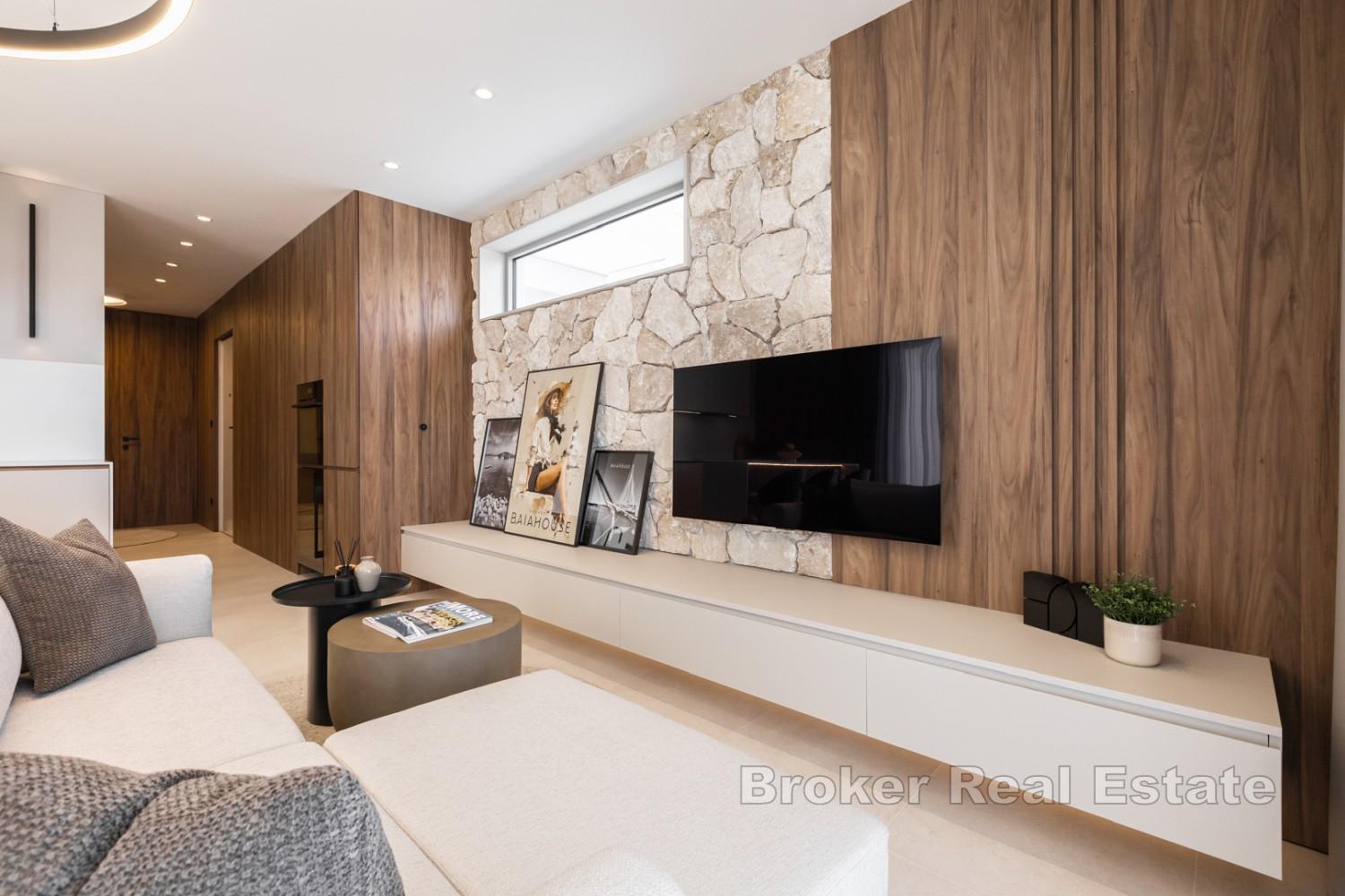Prestiżowy apartament z panoramicznym widokiem na morze