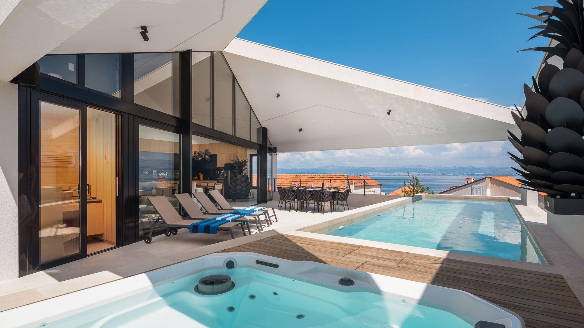 Villa unica con vista panoramica sul mare