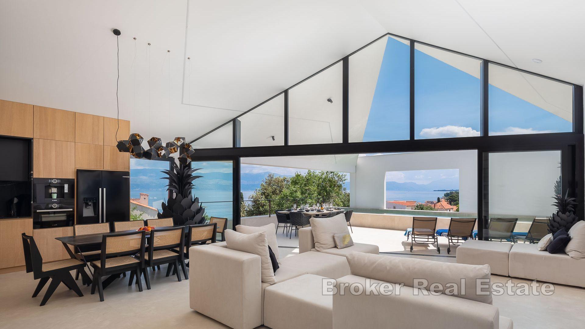 Villa unica con vista panoramica sul mare