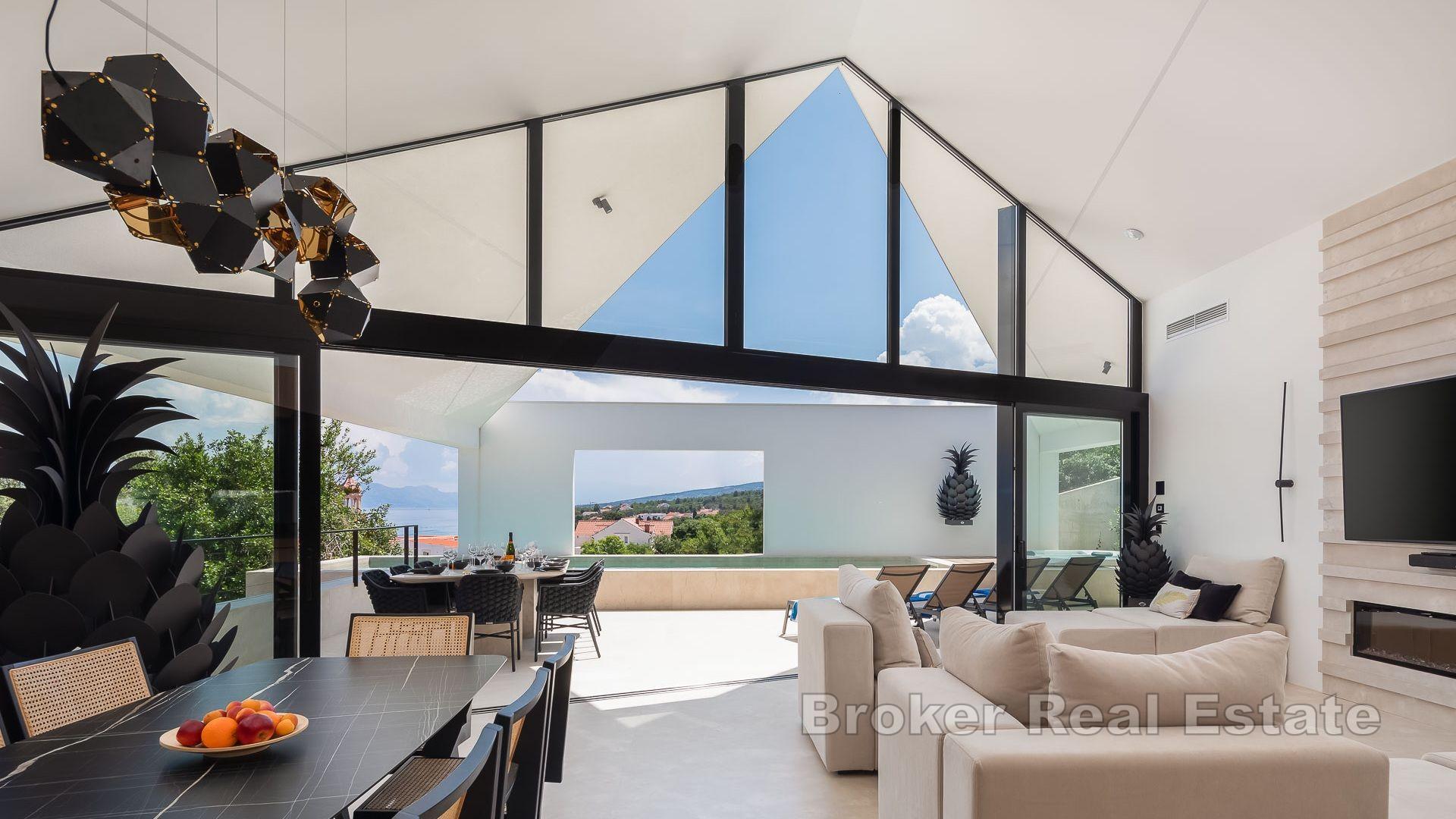 Villa unica con vista panoramica sul mare
