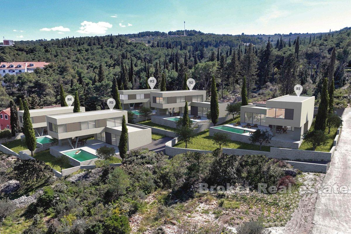 Building land in an attractive location