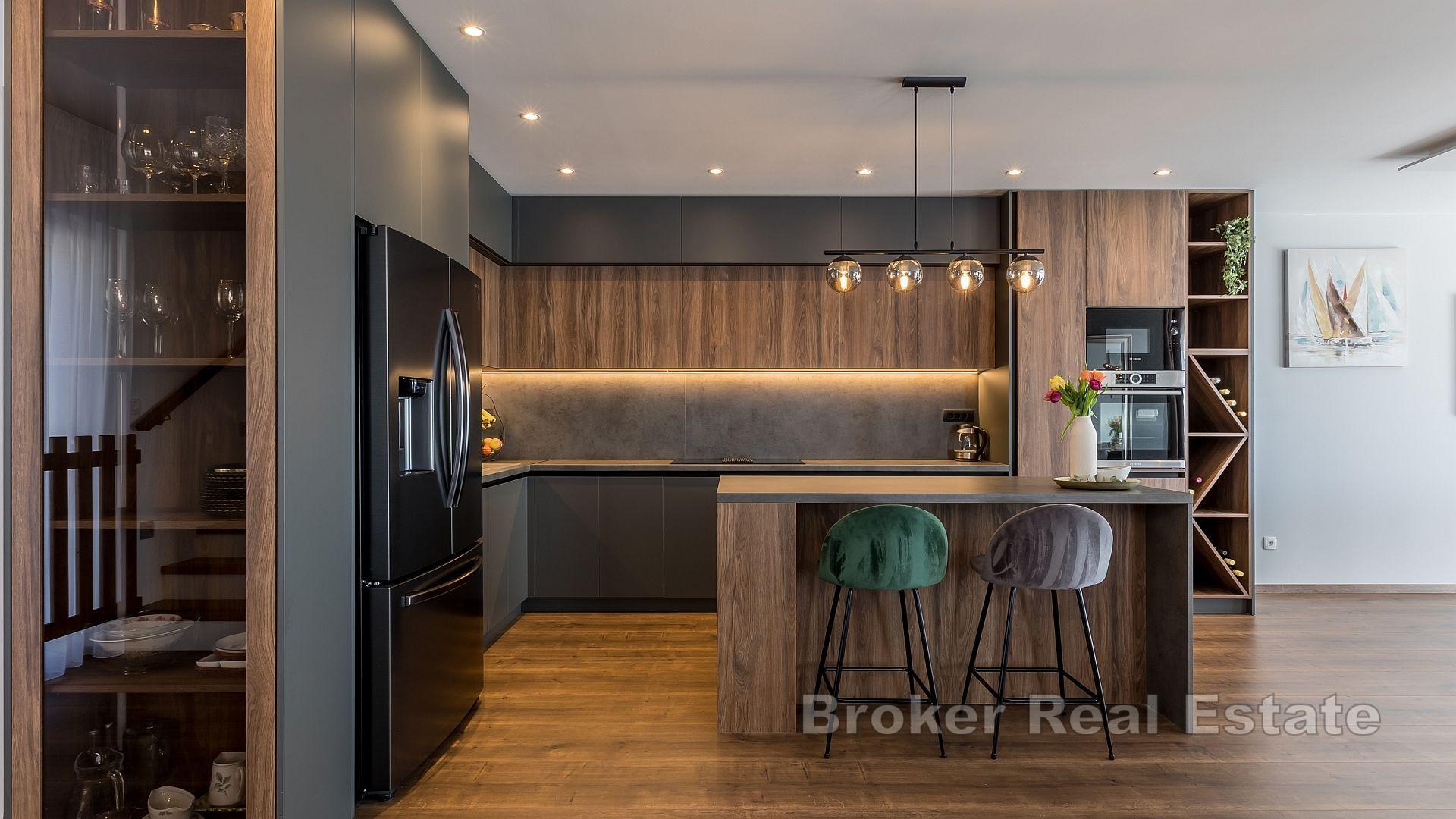 Villa de vacances de luxe avec piscine et vue sur la mer