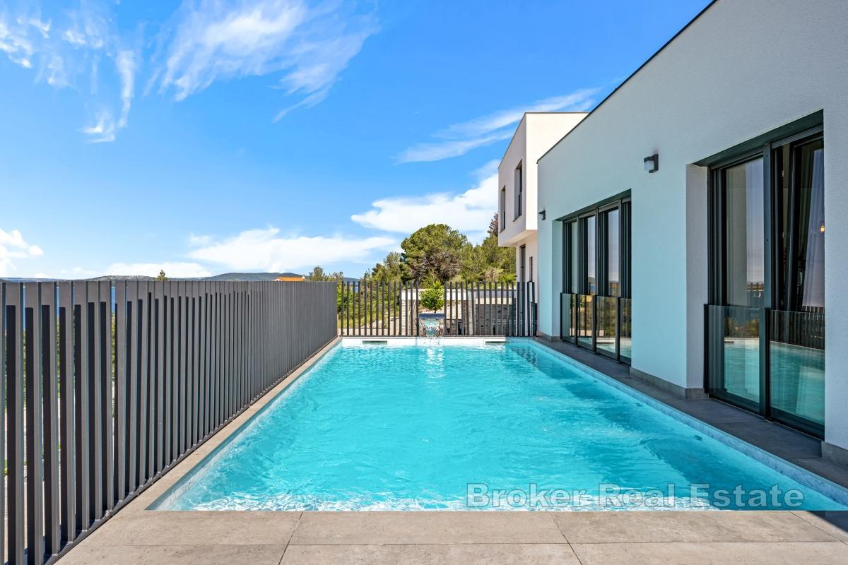 Modern villa with pool and sea view