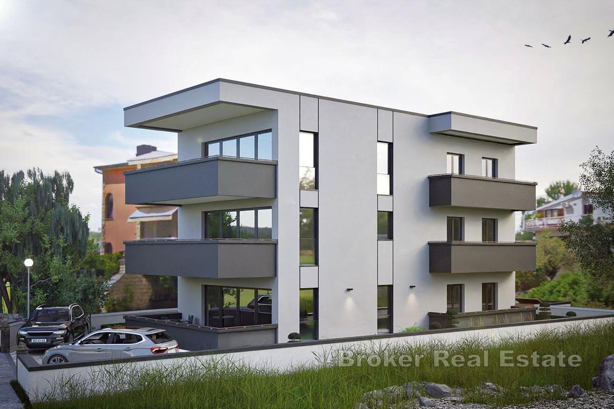 Appartamento con tre camere da letto in un edificio di nuova costruzione