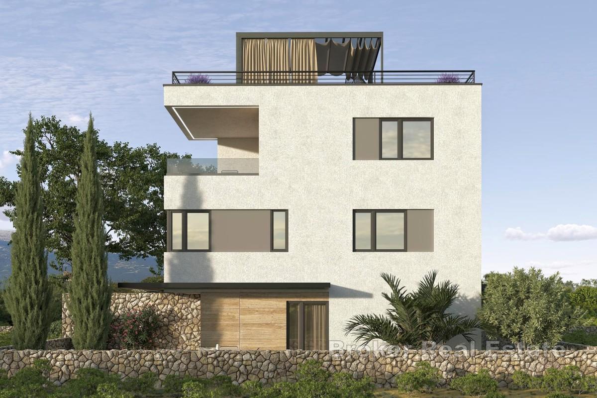 Двухуровневые апартаменты с бассейном