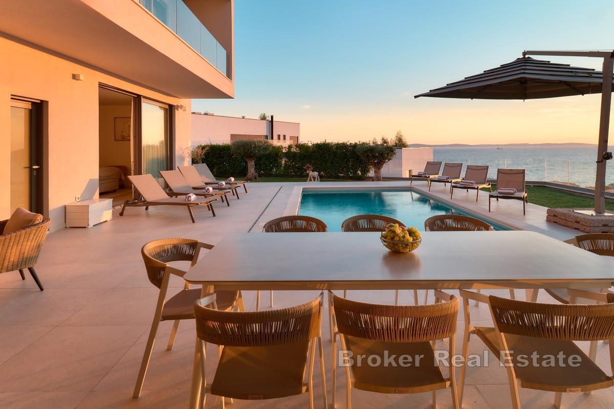 Luxusná vila s bazénom