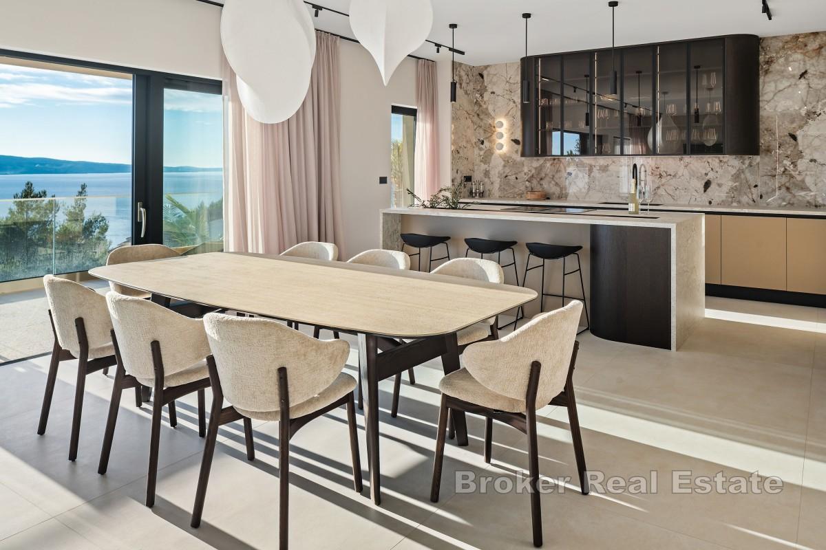 Nowoczesna willa z panoramicznym widokiem na morze