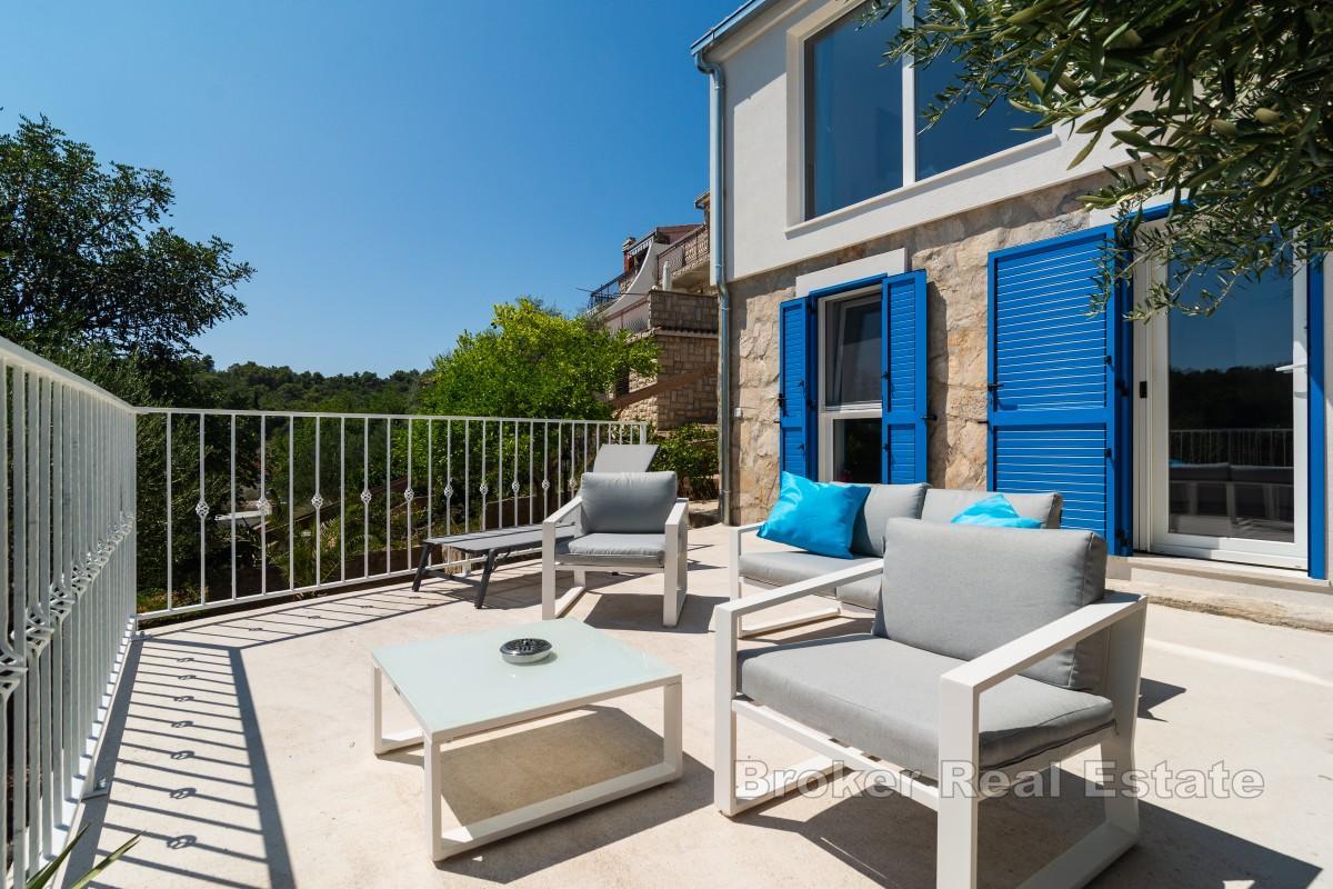 Dom w pierwszym rzędzie od morza