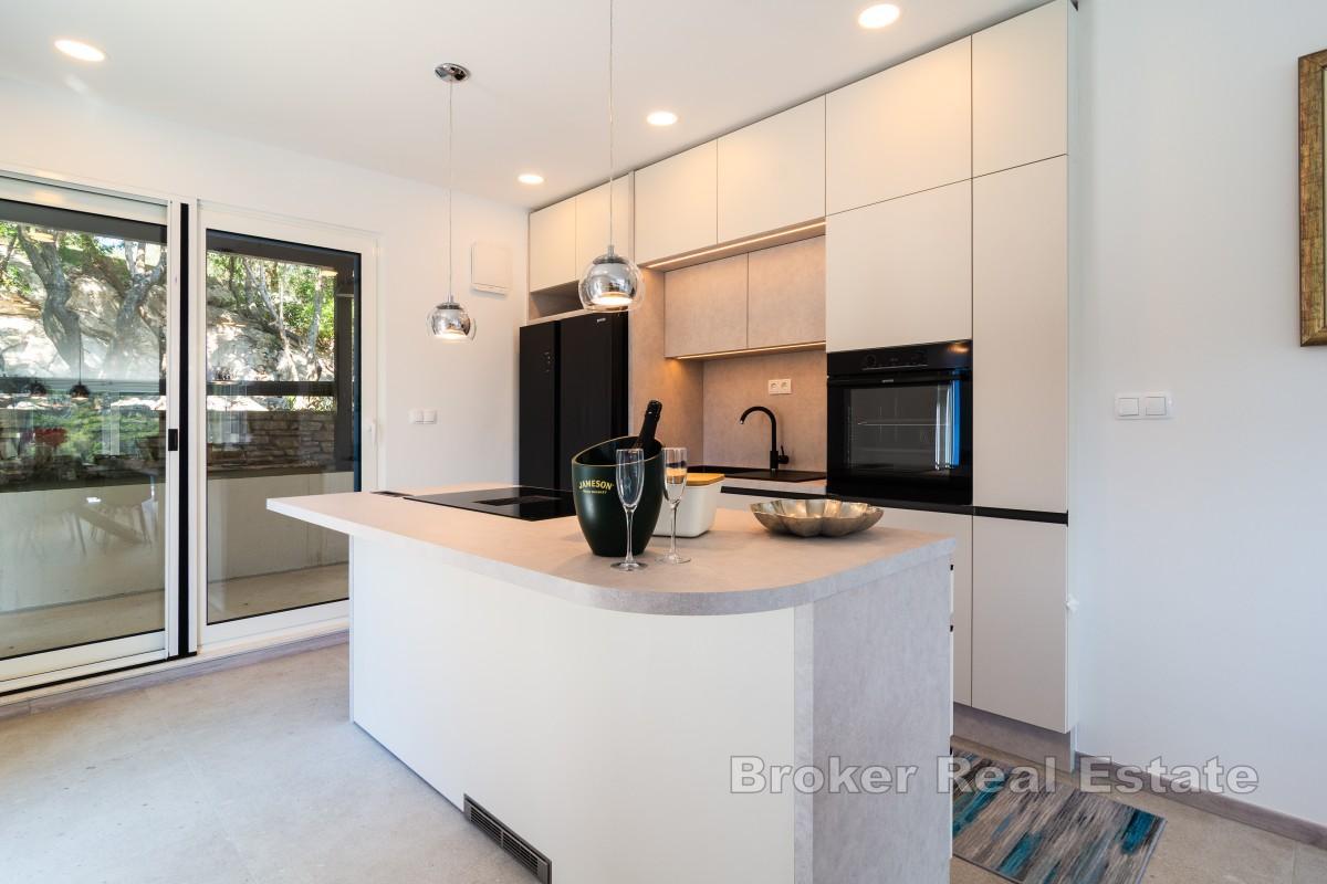 Dom w pierwszym rzędzie od morza