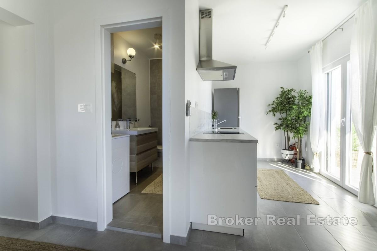 Maison moderne près de la plage