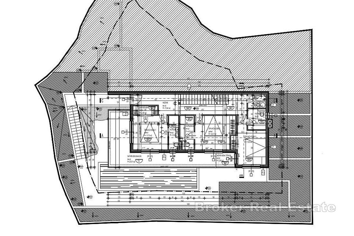 Byggtomt med projekt och havsutsikt nära Trogir