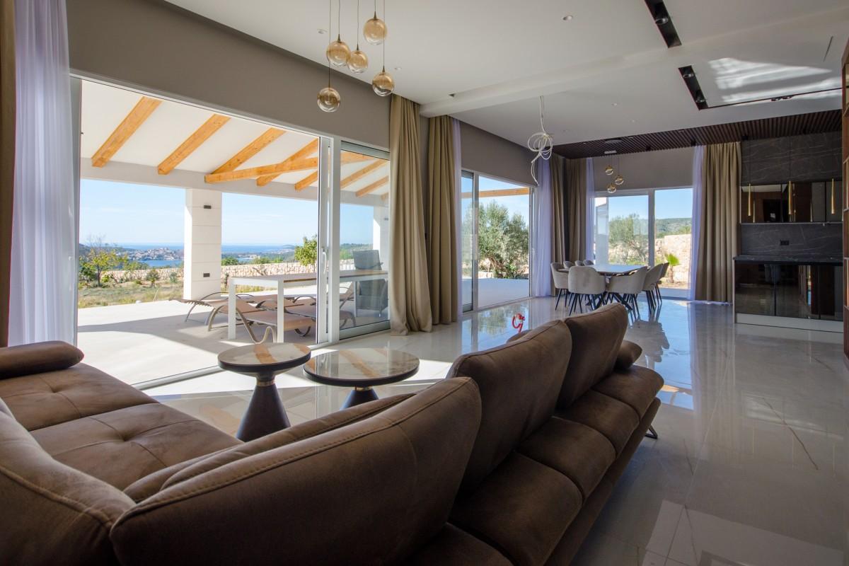 001-2022-477-rogoznica-villa-with-panoramic-sea-views-for-sale