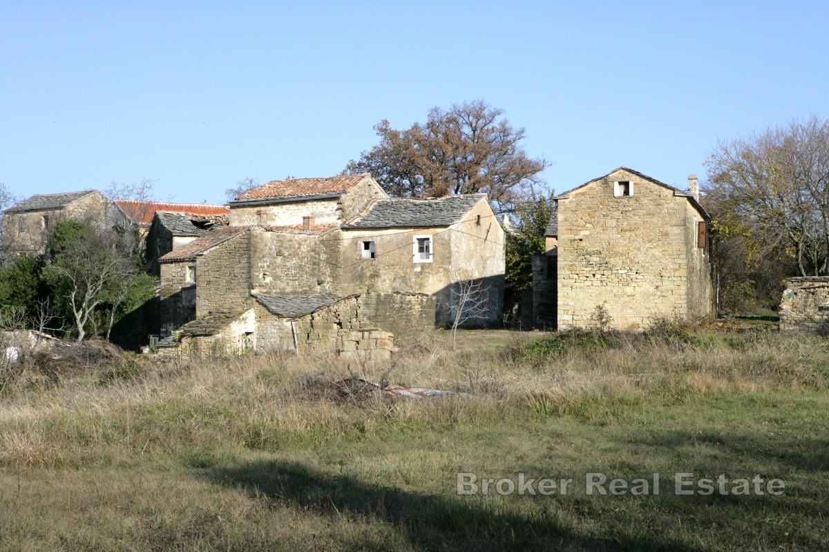 Участок с концептуальным проектом в исключительном месте в самом сердце Истрии