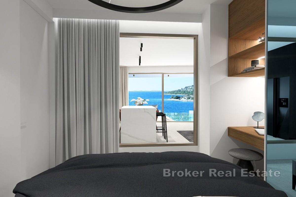 Penthouse s bazénom a strešnou terasou