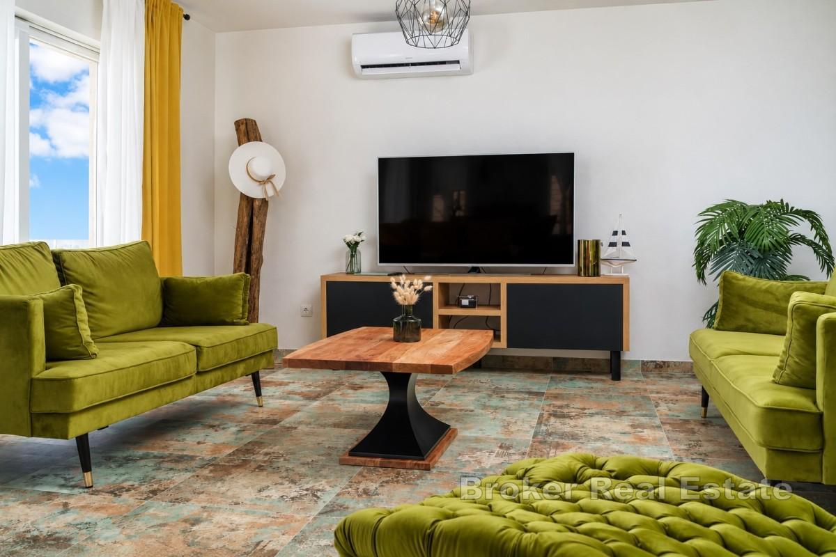 Ein exklusives Refugium mit zwei Villen, Swimmingpools und unverbaubarem Meerblick