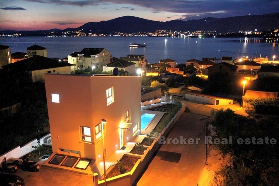 Ciovo - Familienvilla mit Schwimmbad