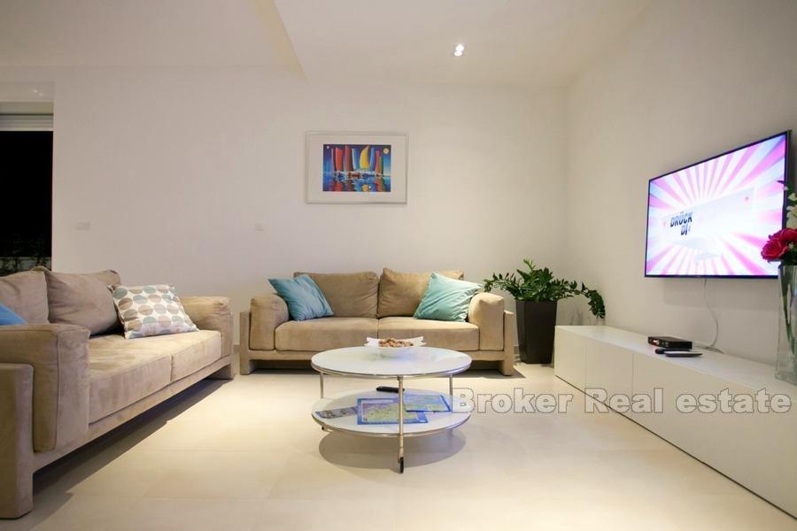 Rogoznica - Modern villa with swimming pool