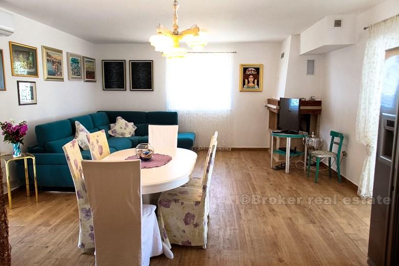 Rogoznica - Family villa with swimming pool and open sea view