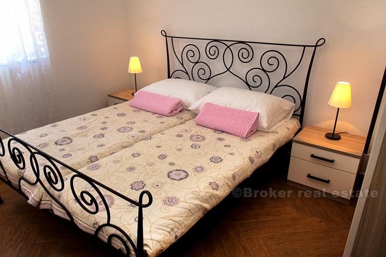 Rogoznica - Family villa with swimming pool and open sea view
