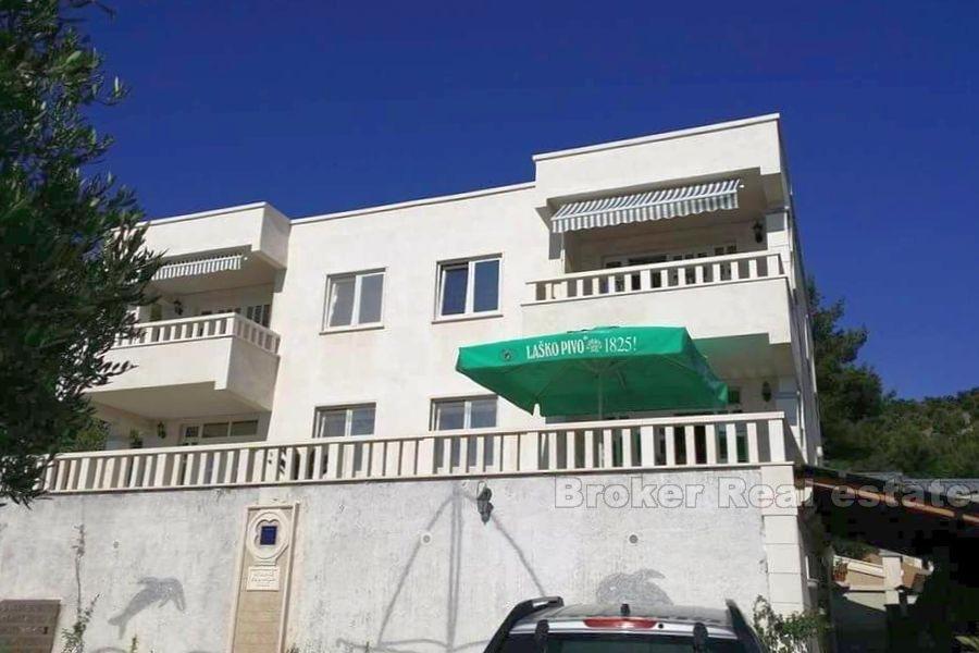 Rogoznica - Výborná vila na prvom rade k moru