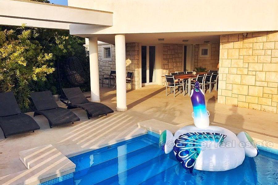 Ciovo - Spacious family house