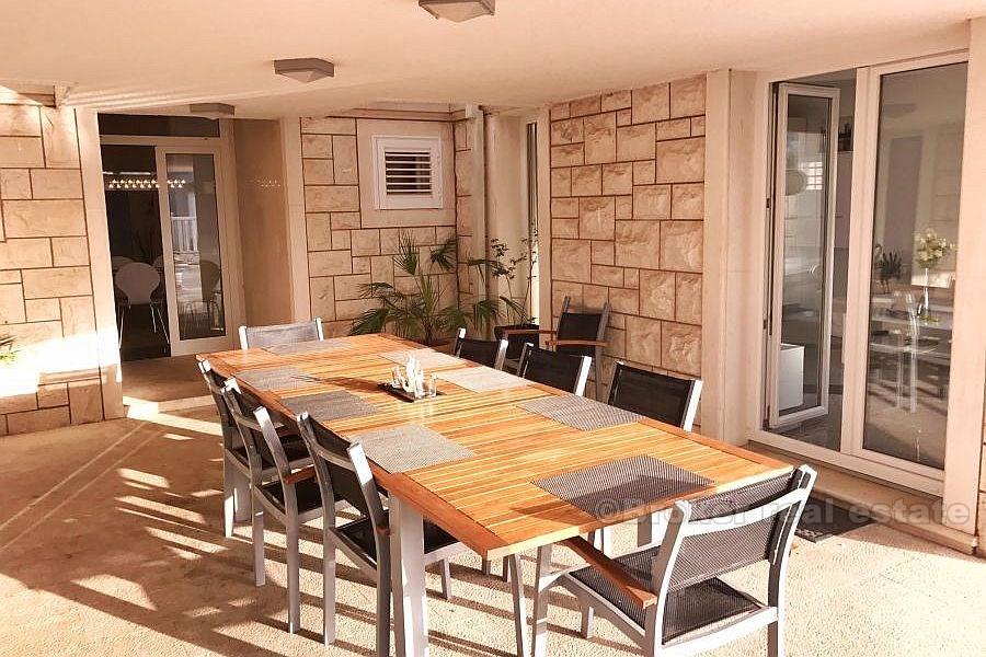 Ciovo - Spacious family house