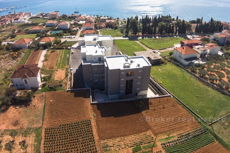 Trogir - Appartements modernes avec vue sur la mer