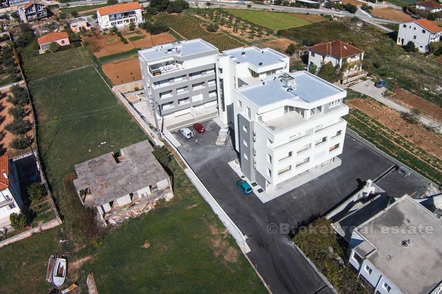 Трогир - Современные апартаменты с видом на море