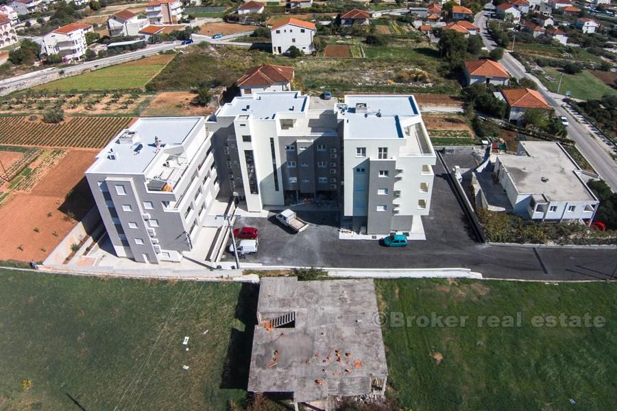 Trogir - Appartements modernes avec vue sur la mer