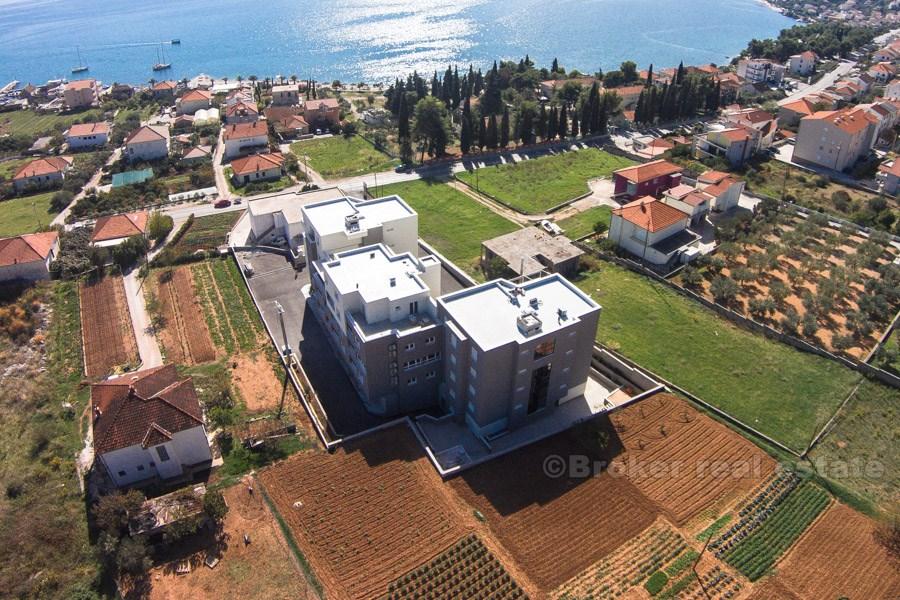 Trogir - Appartements modernes avec vue sur la mer