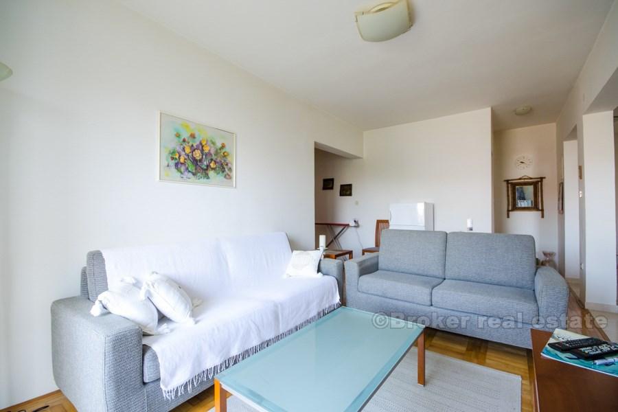 Island of Brac - Spacious 4-bedroom apartment