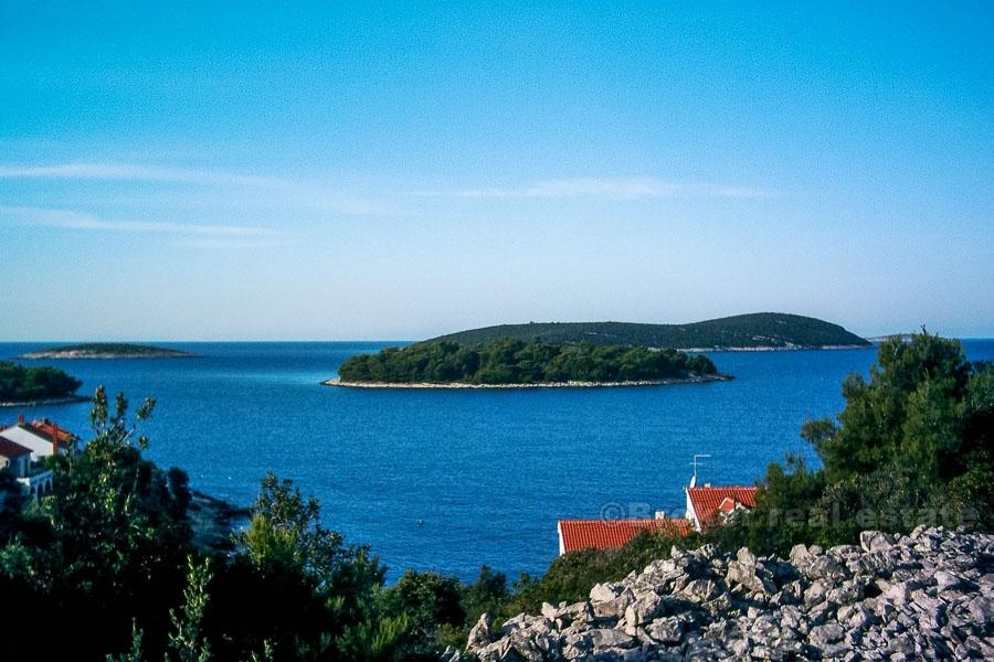 Solta - Działka budowlana z widokiem na morze