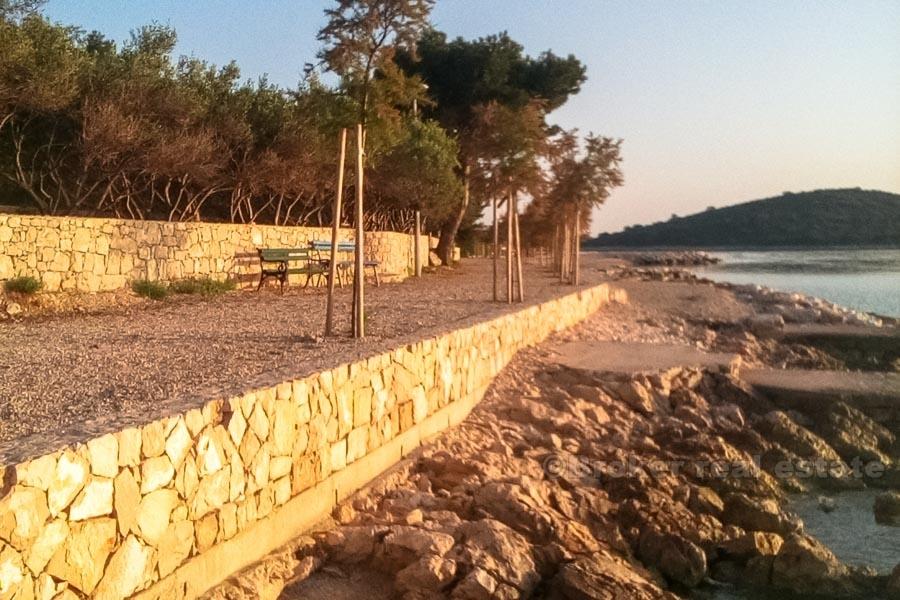 Solta - Działka budowlana z widokiem na morze