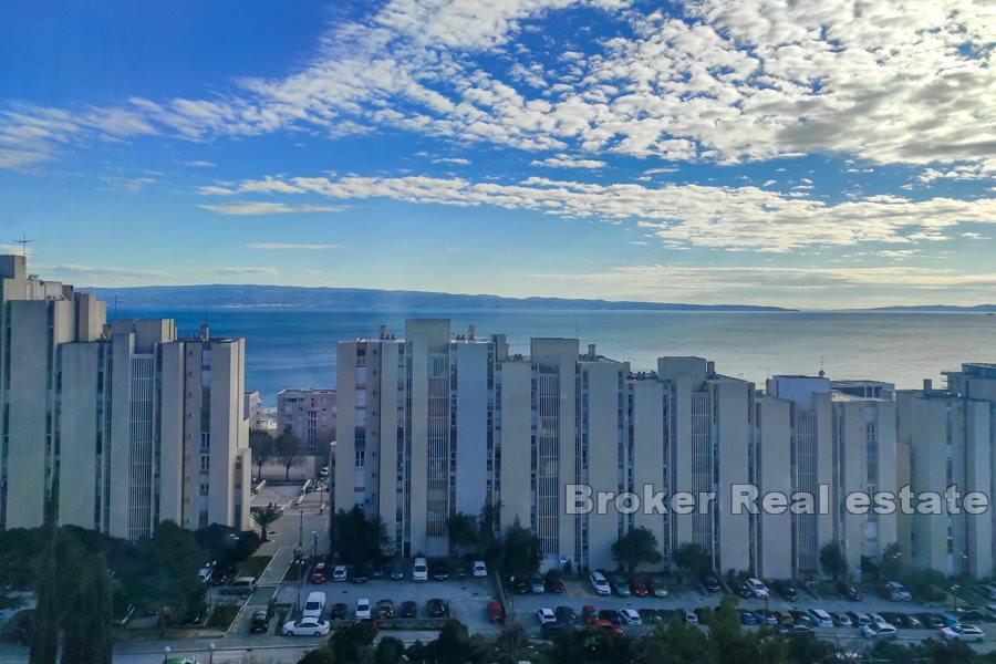Split, Trstenik - Apartament z trzema sypialniami, widok na morze