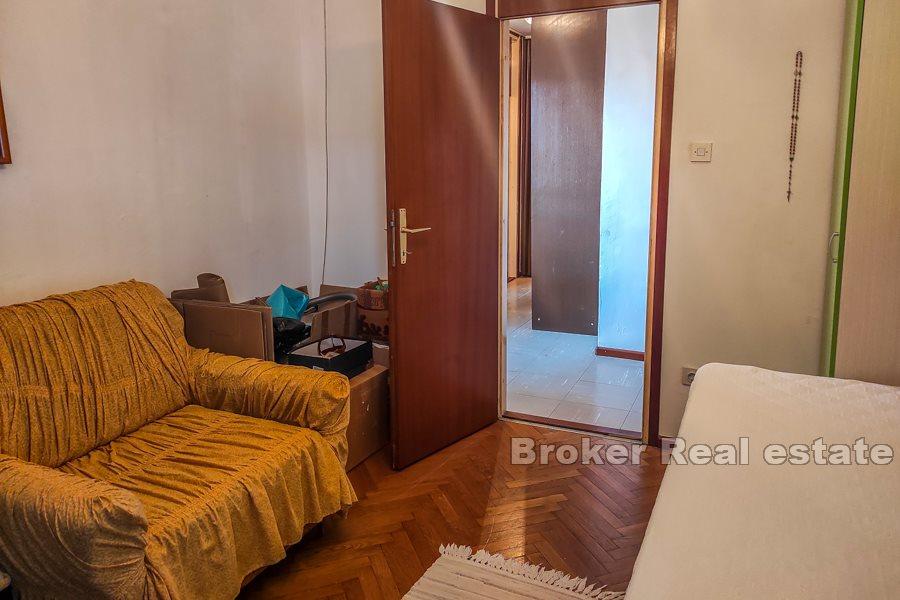 Split, Trstenik - Apartament z trzema sypialniami, widok na morze