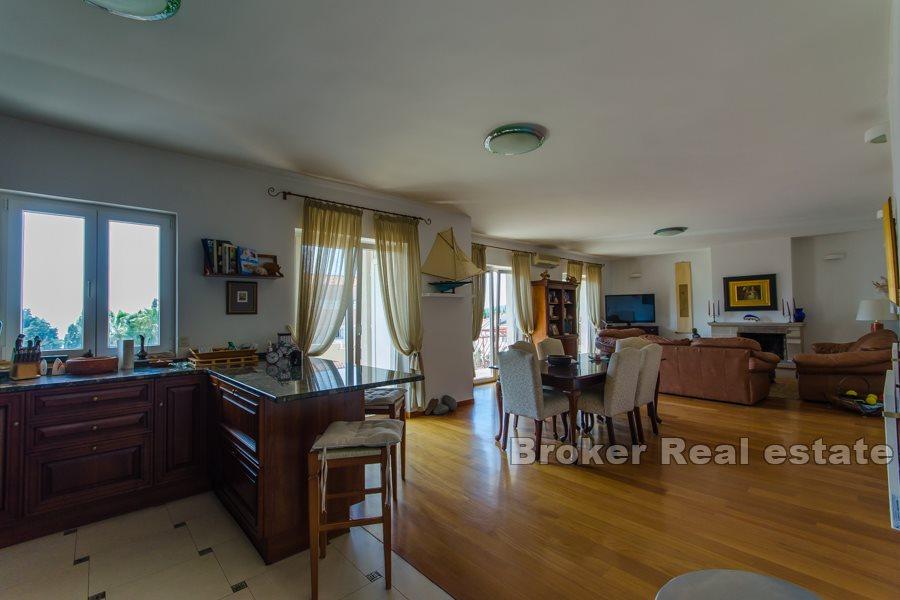 Split - Meje, trojizbový byt