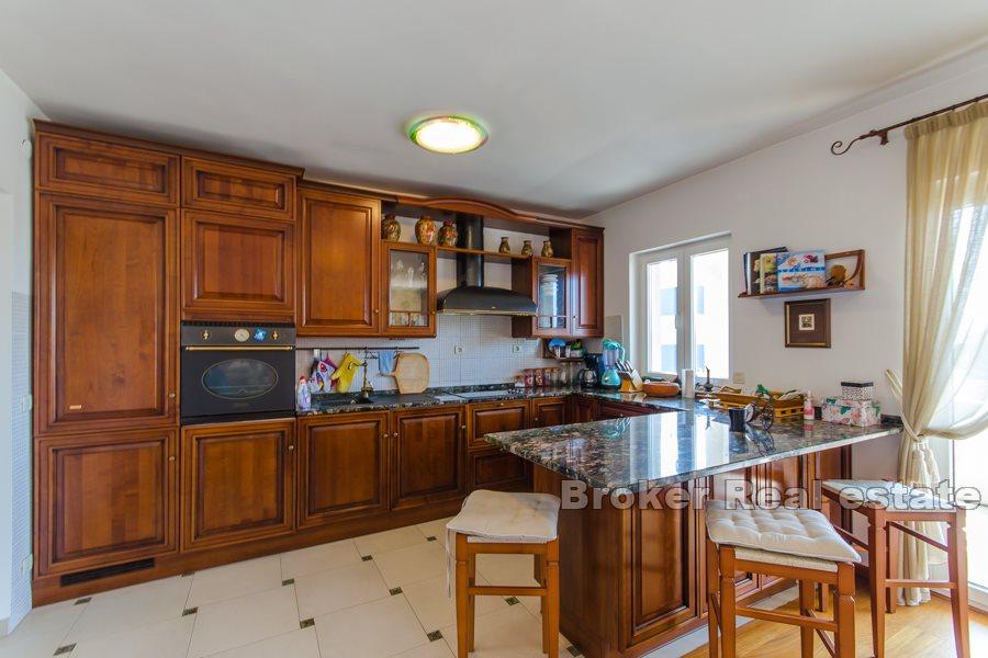 Split - Meje, trojizbový byt