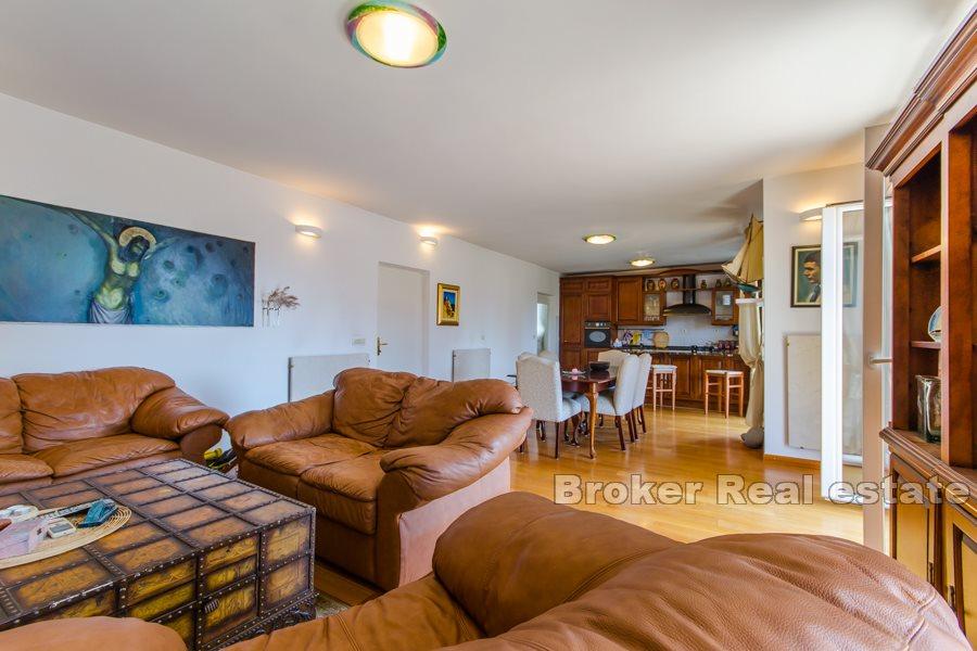 Split - Meje, trojizbový byt