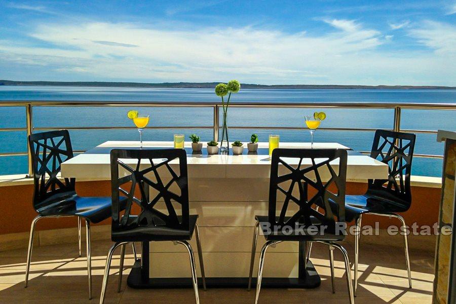 Zadar - Nowoczesne mieszkanie dwupoziomowe, nad brzegiem morza