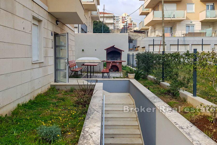 Split, Znjan - Appartement confortable, situé au rez-de-chaussée