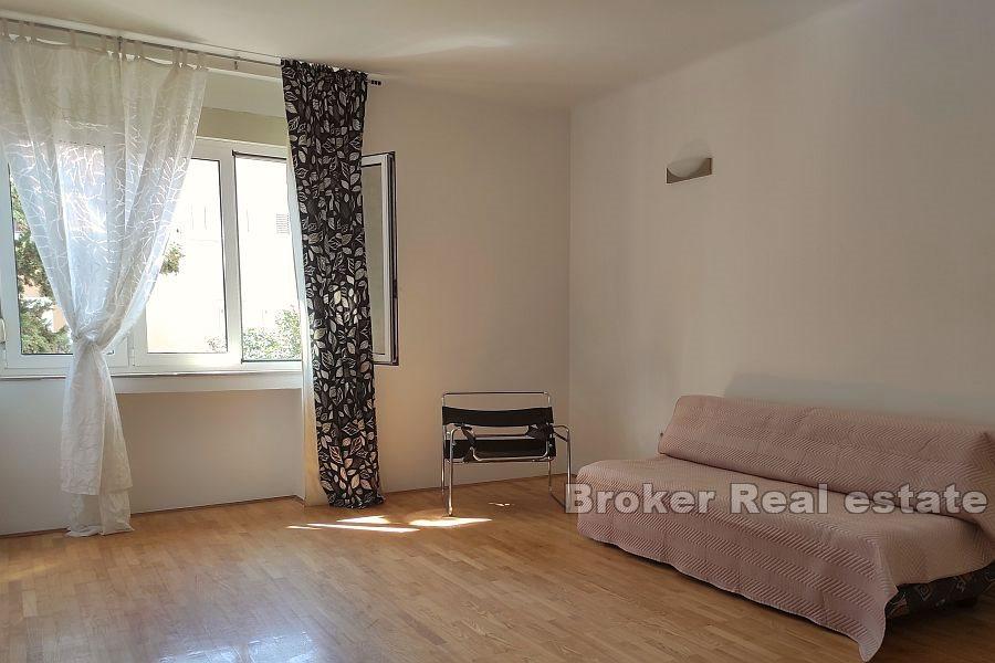 Split, Manus - komfortní apartmán se dvěma ložnicemi