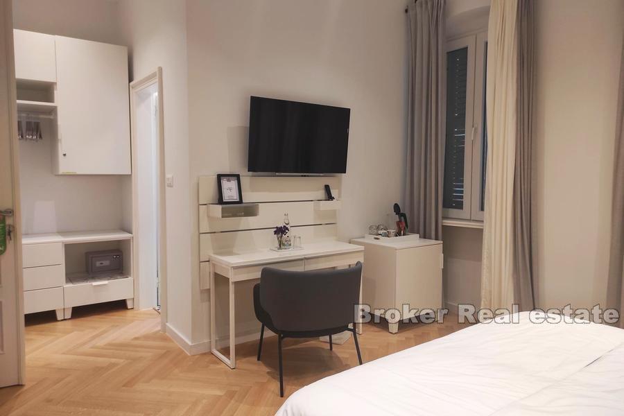 Appartamento con 3 camere da letto / unità