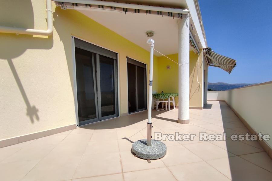 Split - Znjan, beautiful apartment with open sea view