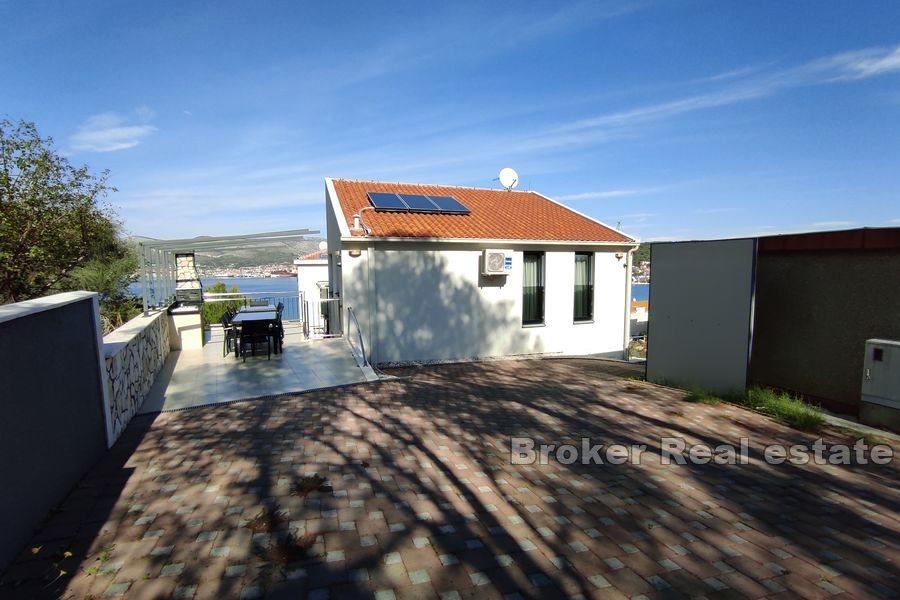 Wyspa Ciovo - Willa z basenem i widokiem na morze